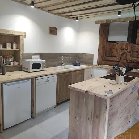 Chez Florent Et Celine Apartment *